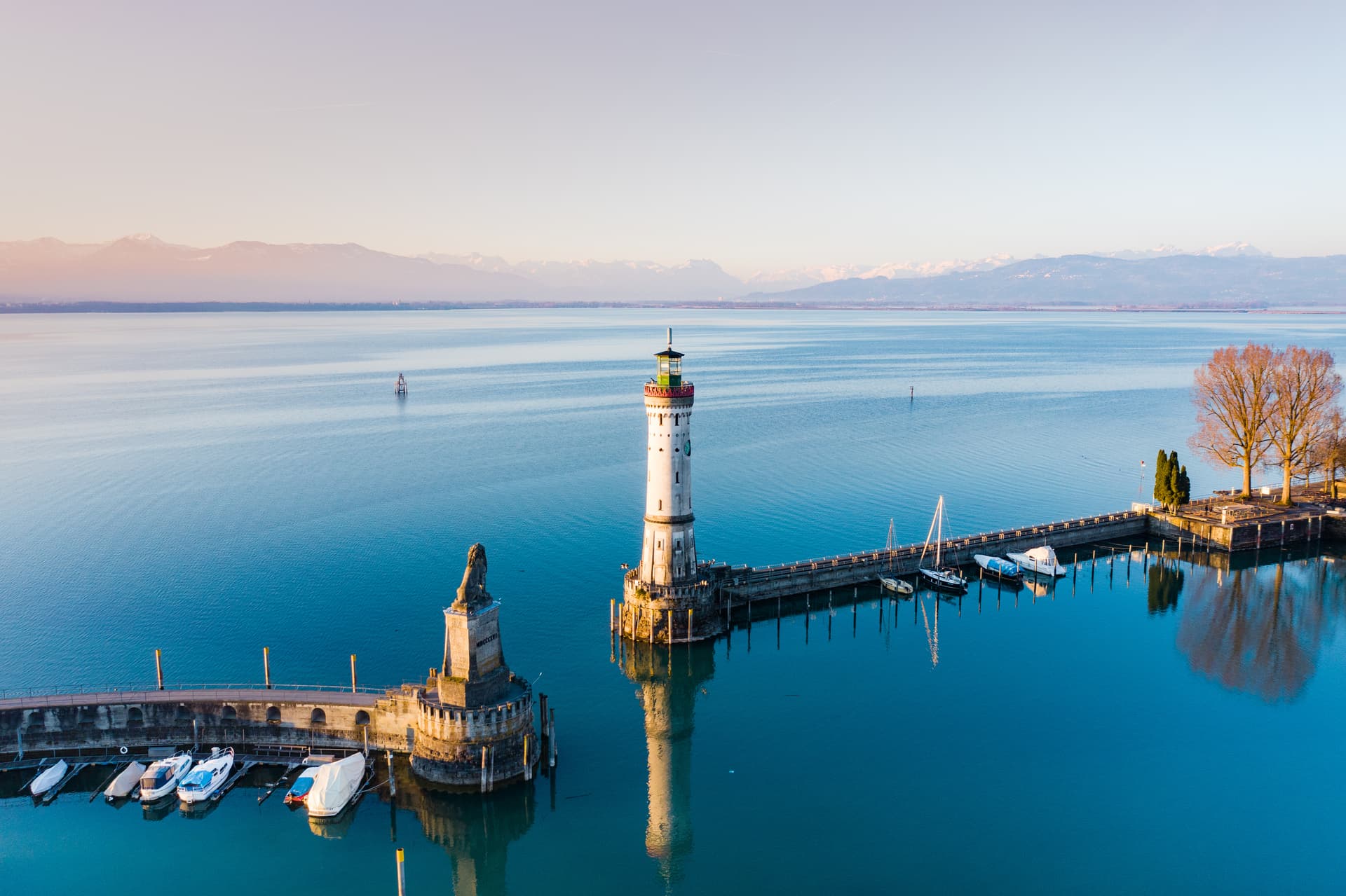 Lighthouse-Lindau-Harbour-Lake-Constance-Bavaria-Germany