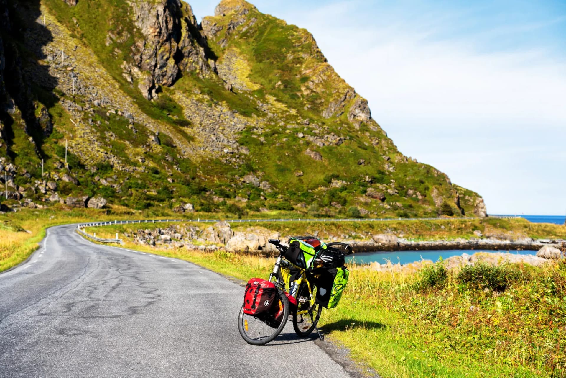 bike lofoten road