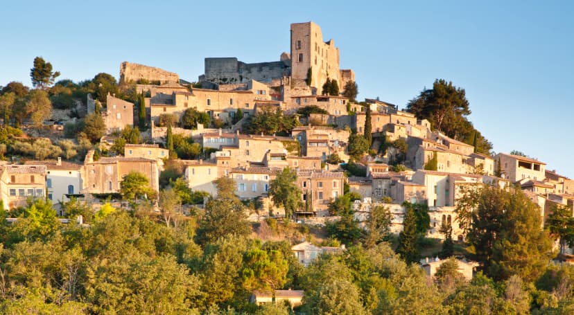 Sunrise over Lacoste in Provence