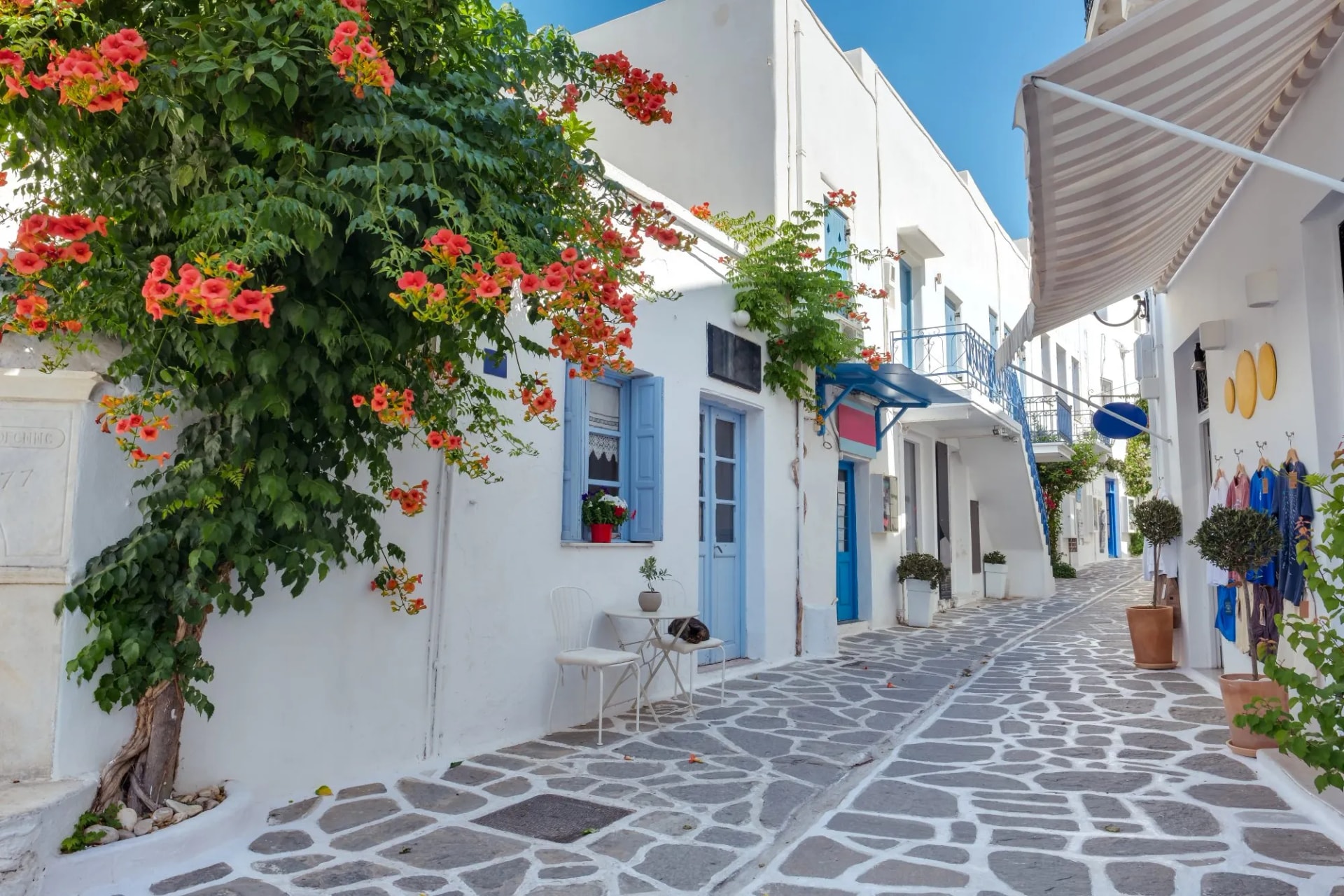 Parikia street