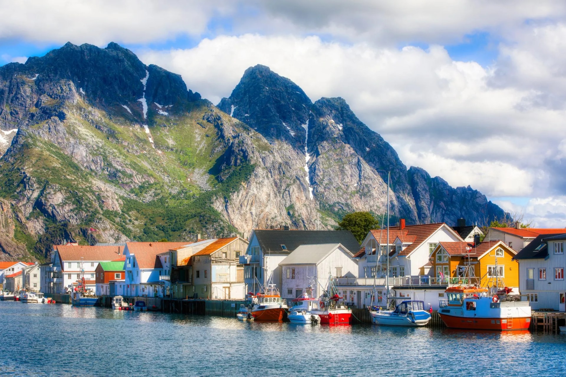 Henningsvaer