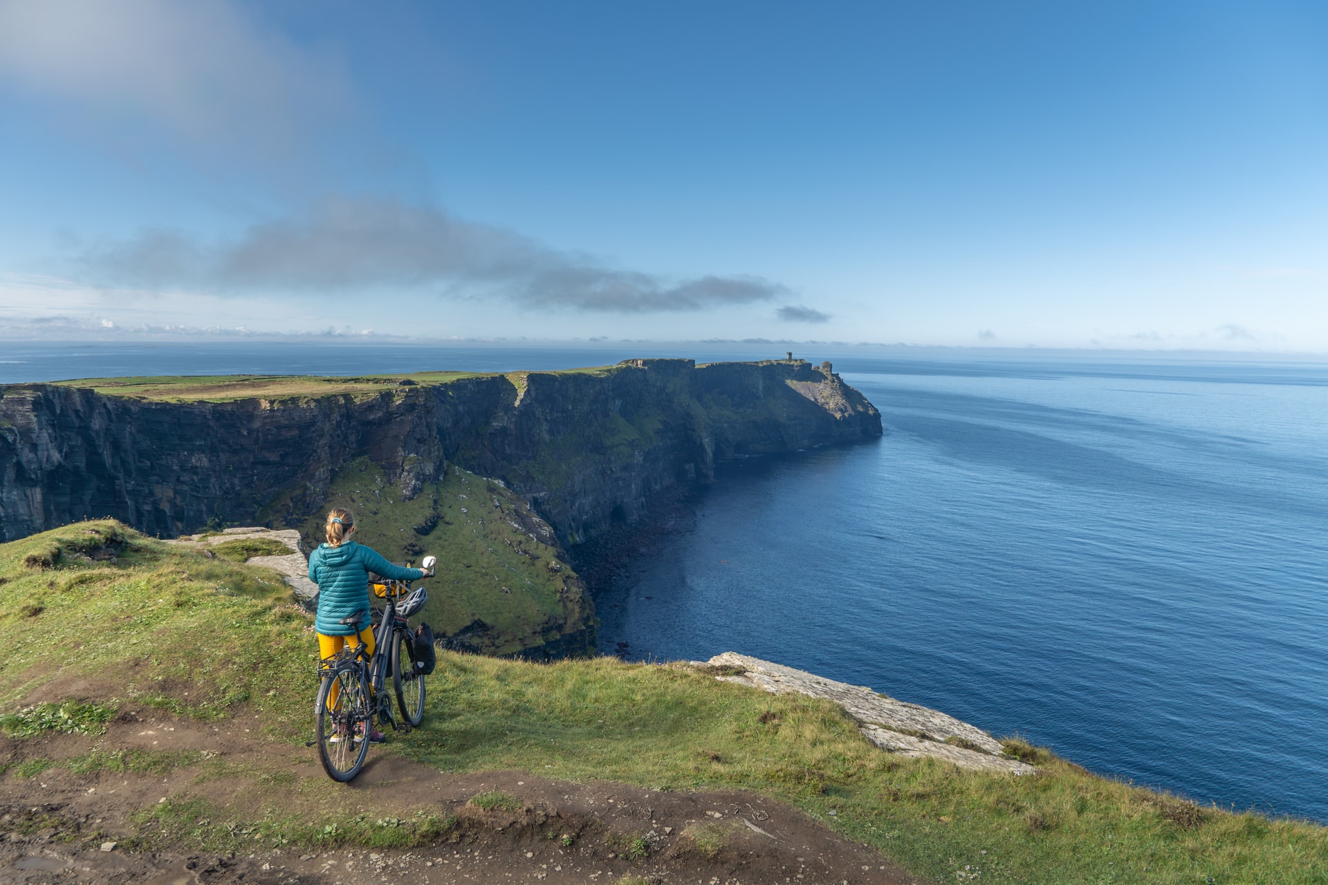 Cliffs of Moher Bike and Hike