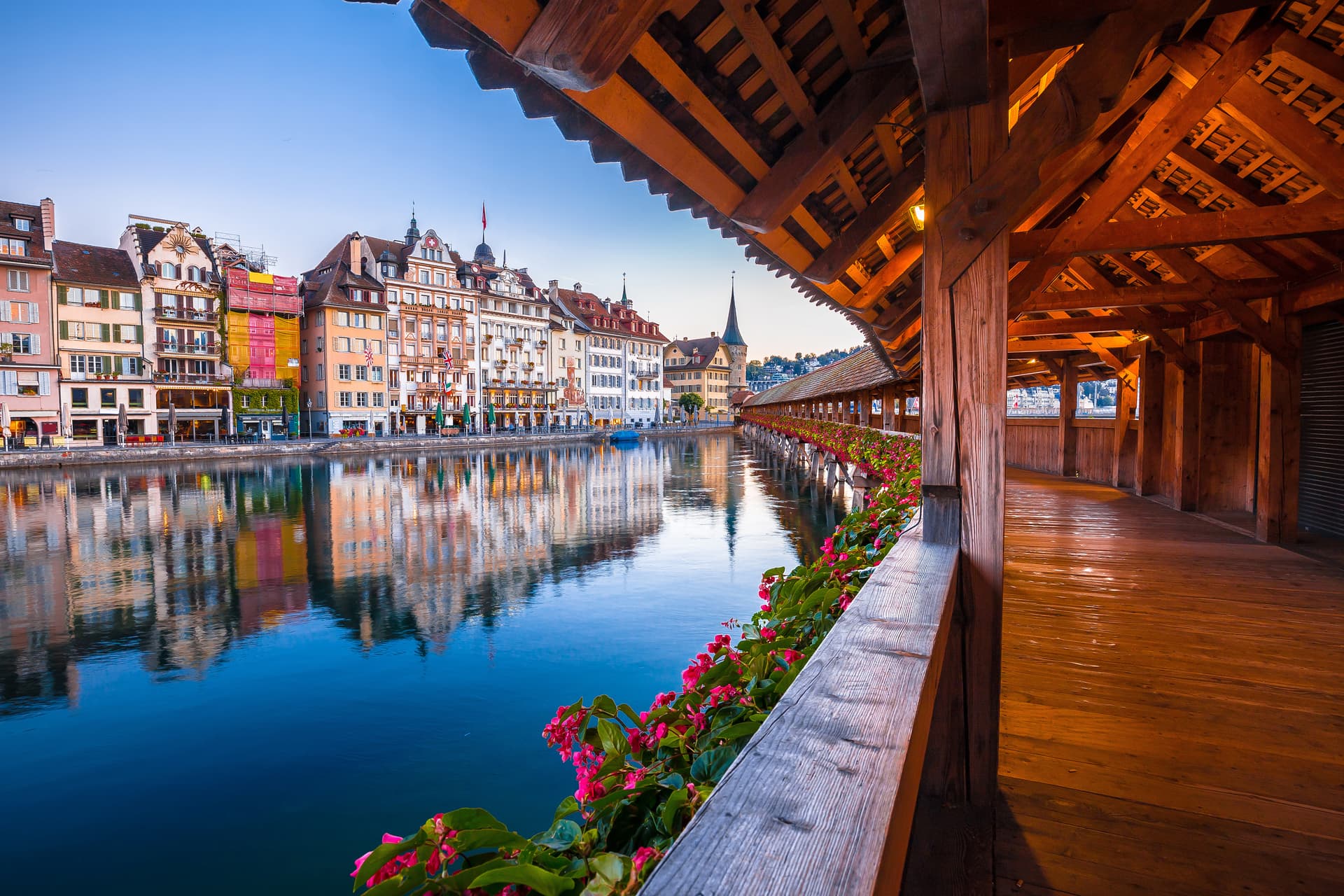 Kapellbrucke-historic-wooden-bridge-Luzern