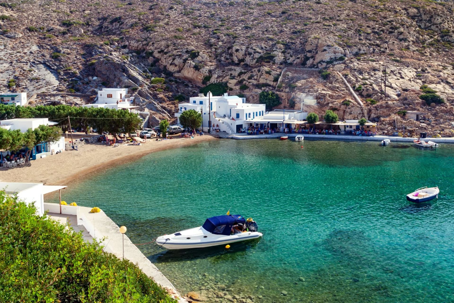 Herronissos beach in Sifnos island