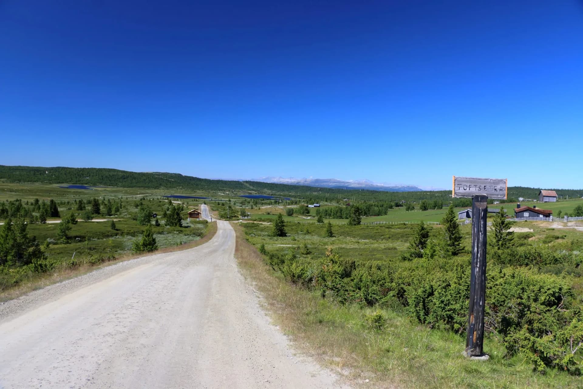 peer gynt gravel road