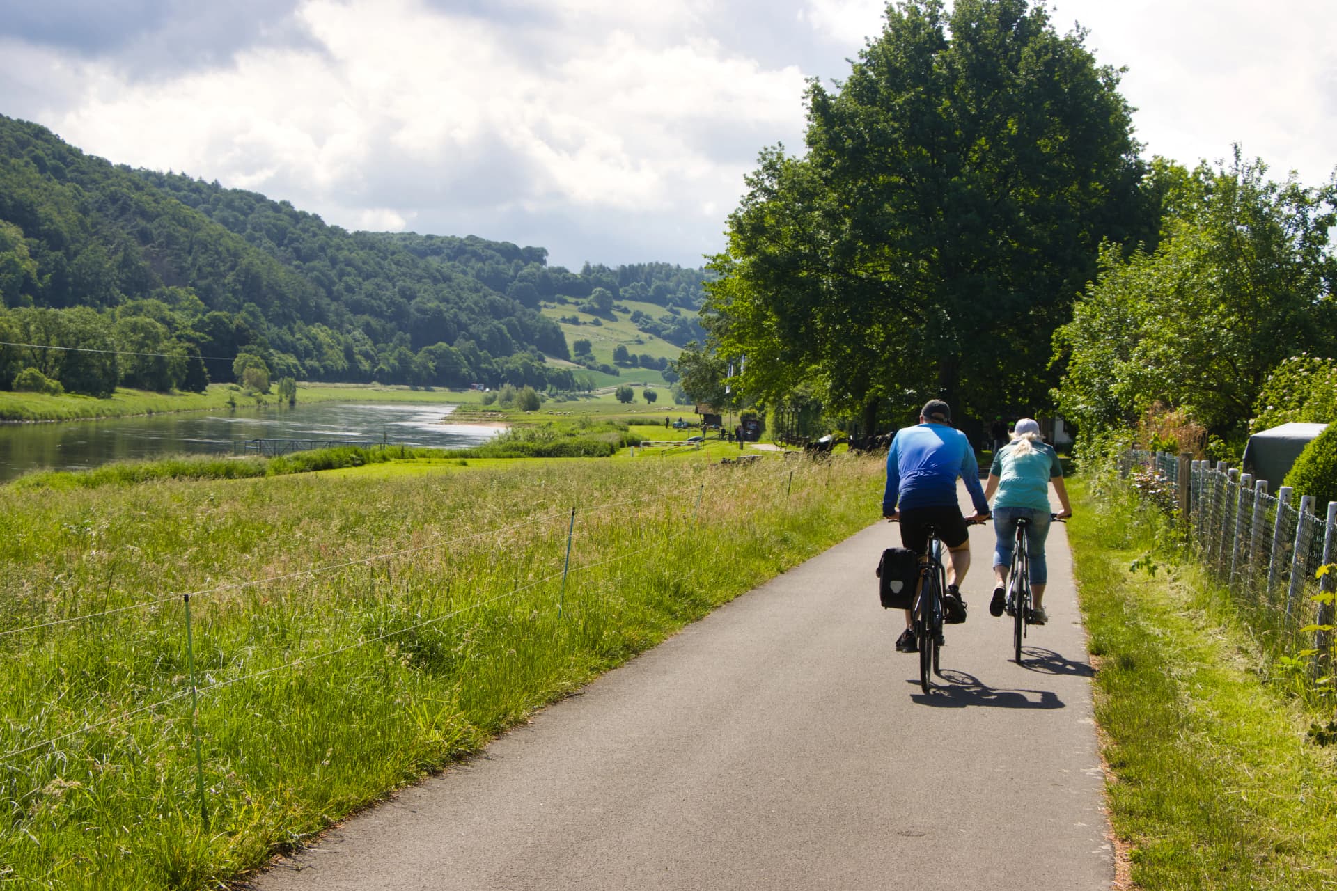 Radtour durch das Weserbergland.
Weser bei Wehrden/ Höxter/ Germany