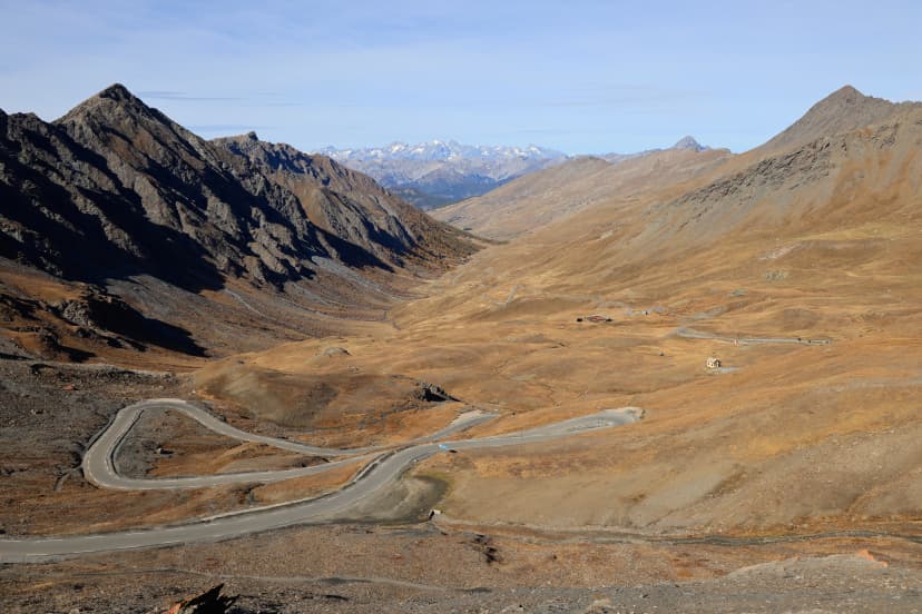 Vallon du Col Agnel vu du Col Agnel en Automne. Queyras. Hautes-Alpes. Alpes