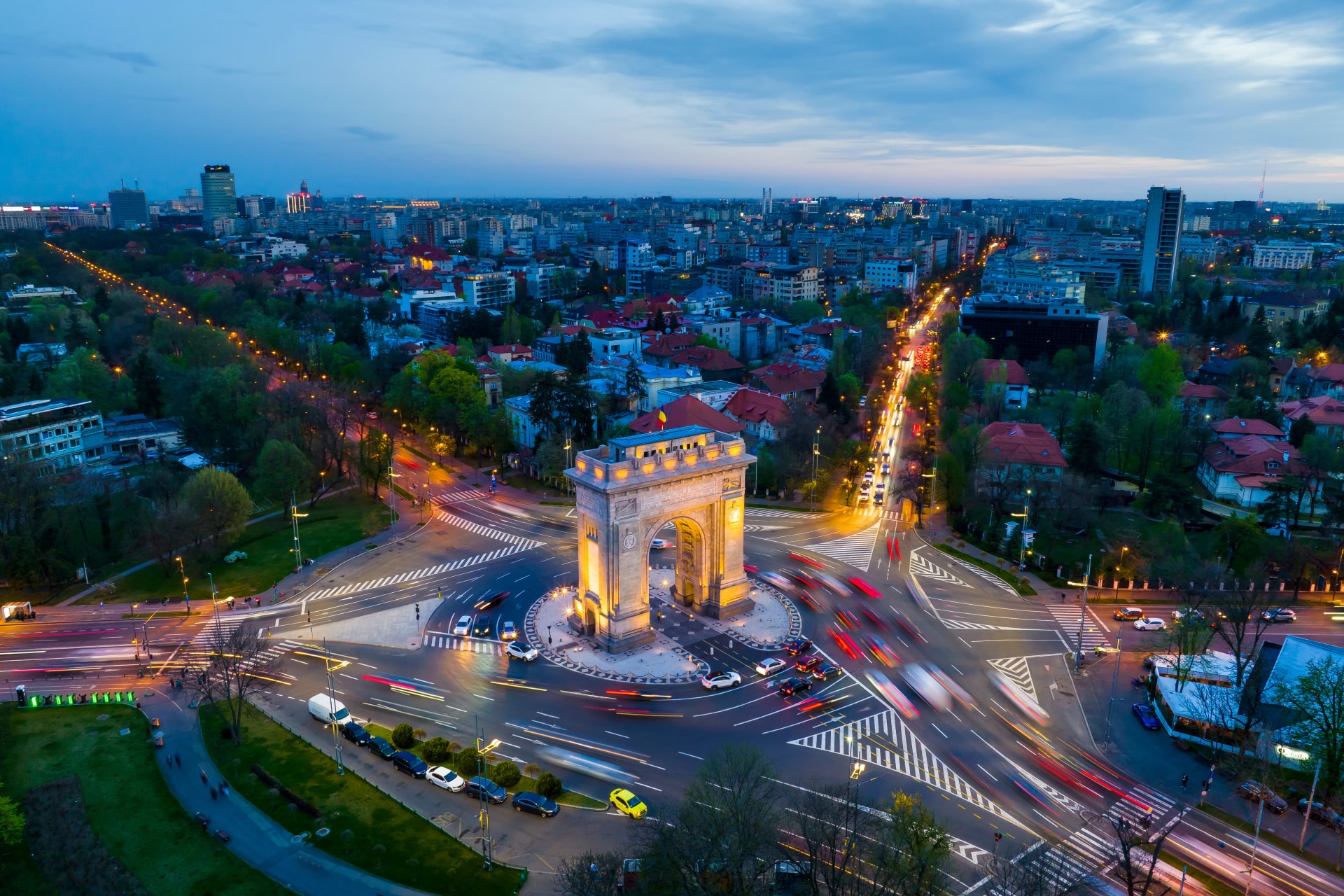Bucuresti Arcul de Triumf - Triumphal Arch in Bucharest at Night